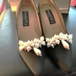 Vintage Pearl embellished Kenneth Cole black fabric shoes size *